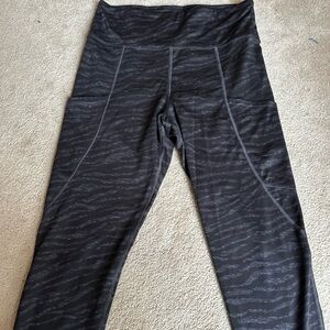 american eagle leggings size large